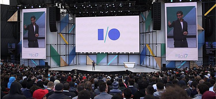Ngoài giới thiệu các sản phẩm mới, Google I/O còn là nơi gặp gỡ của các lập trình viên, nhà phát triển trên khắp thế giới. Ảnh: Emlakbroker.