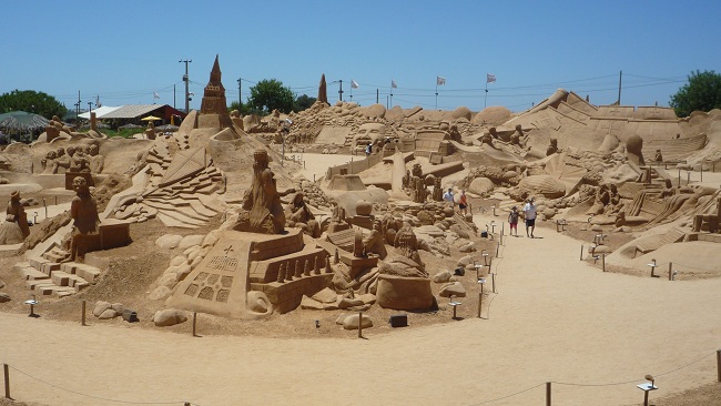 Lễ hội điêu khắc cát quốc tế Bồ Đào Nha. Ảnh: Wikipedia