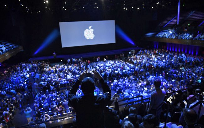 Sự kiện ra mắt sản phẩm mới của Apple luôn là một trong những sự kiện được trông chờ nhiều nhất. Ảnh: gadgetwear