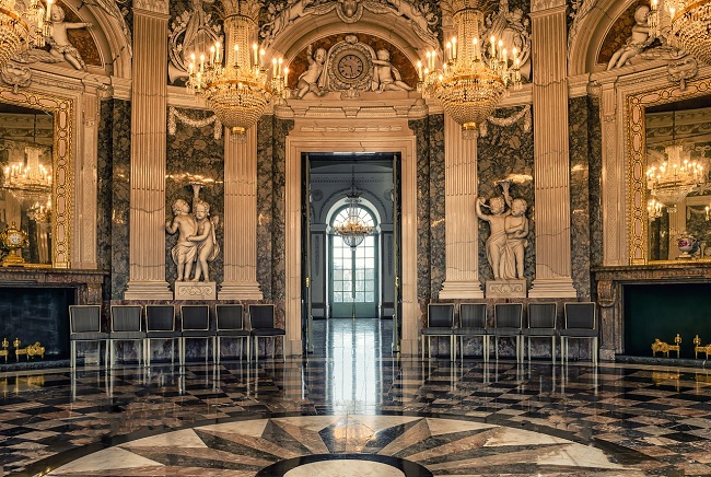 Kiến trúc cổ điển Châu Âu là nguồn cảm hứng cho những ý tưởng tổ chức event hoành tráng và ấn tượng. Ảnh: pixabay.