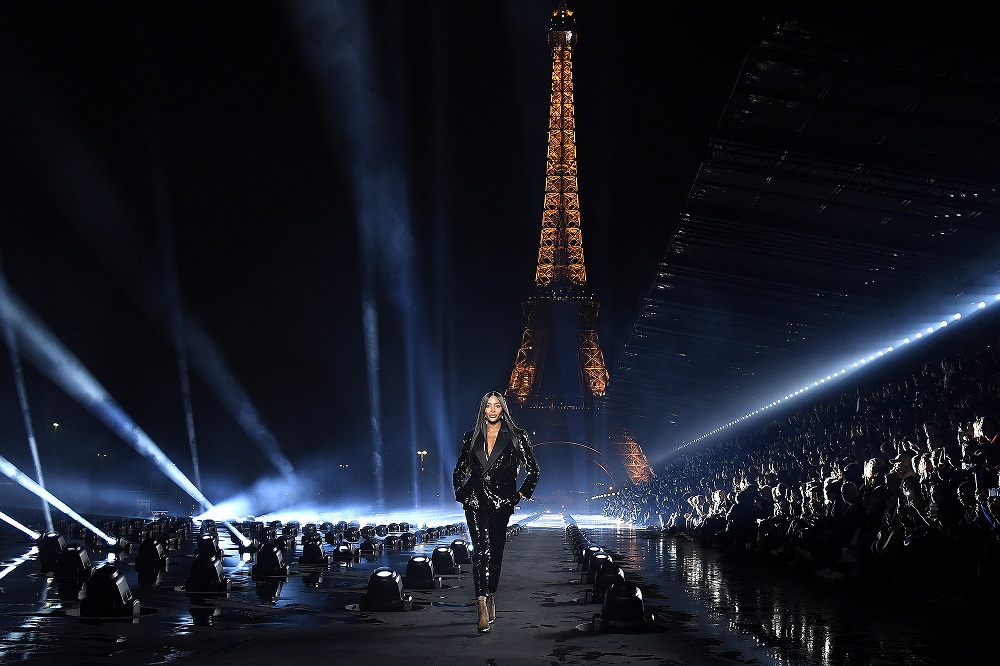 Sự kiện tuần lễ thời trang Paris năm nay sẽ được tổ chức trực tuyến mà không có sự tham gia của báo chí và khách mời. Ảnh: Pascal Le Segretain/Getty 1.